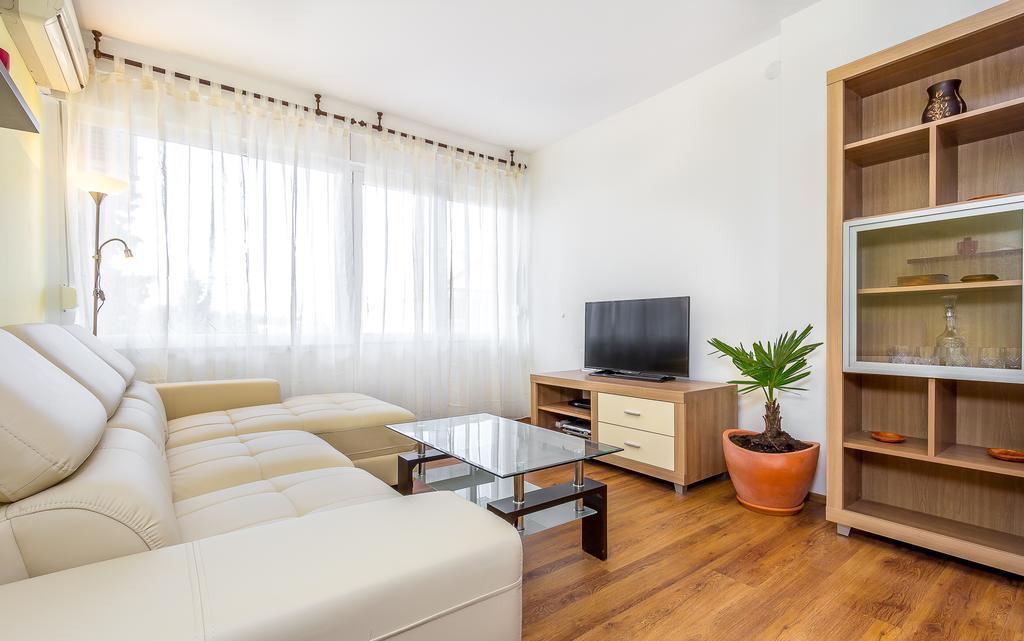 Penthouse Castropola Apartment Ruang foto